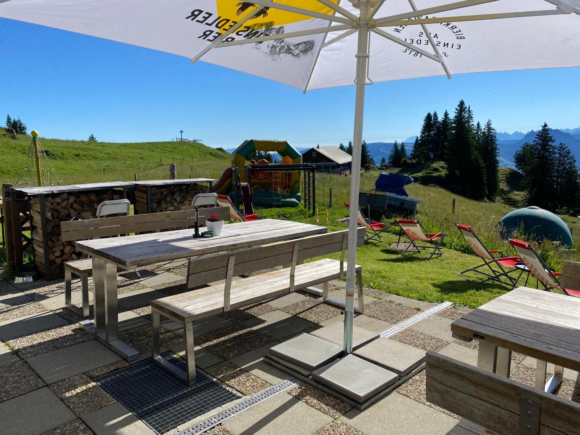 Rigi-Burggeist Alpine Guesthouse แกร์เซา ภายนอก รูปภาพ